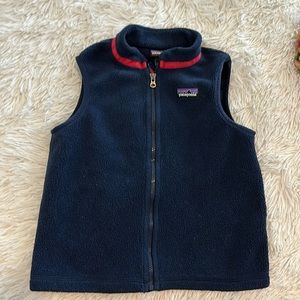 Youth Patagonia Synchilla navy vest 4t